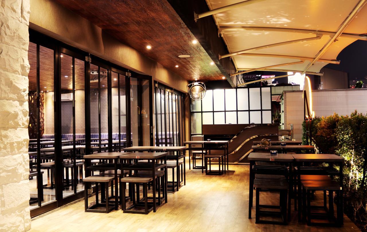 Shakti Hotel Jakarta Exterior photo